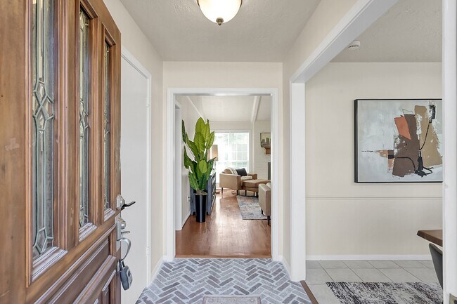 Photo - 607 Shenandoah Dr