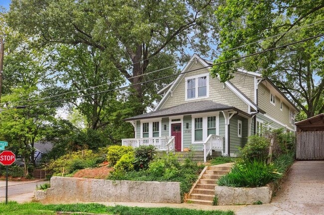 Photo - 1760 Indiana Ave NE House
