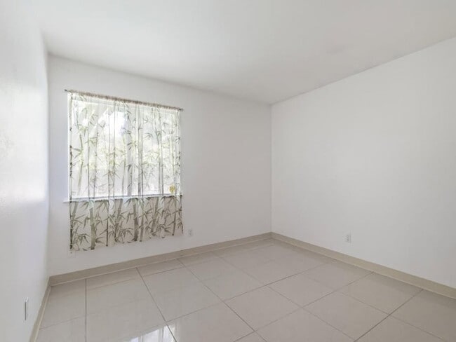 Photo - 2683 Mitchell Ave