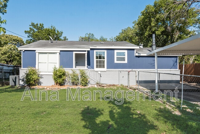 Photo - 1822 Roberts Cut Off Rd