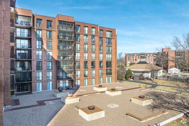 Photo - Wilshire Green