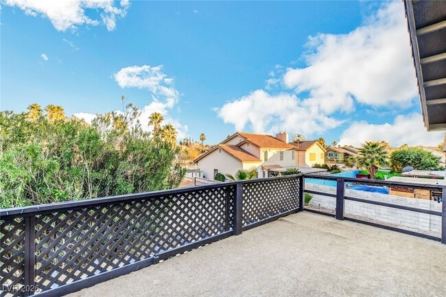 Photo - 4762 Torrence Dr