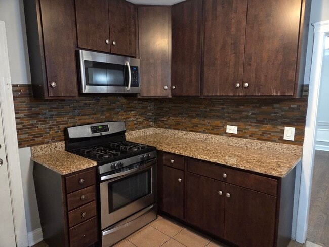 Photo - 5653 N Spaulding Ave Unit 2E