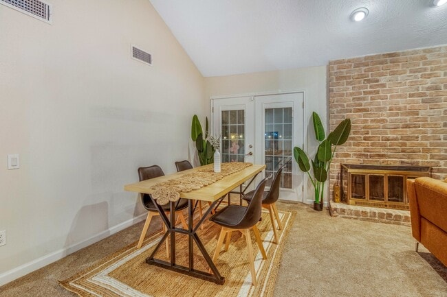 Photo - 2539 Jester Ln