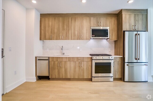 Building Photo - 303 Madison St Unit 305 Rental