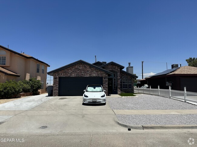 Building Photo - 12117 Desert Quail Ave Rental