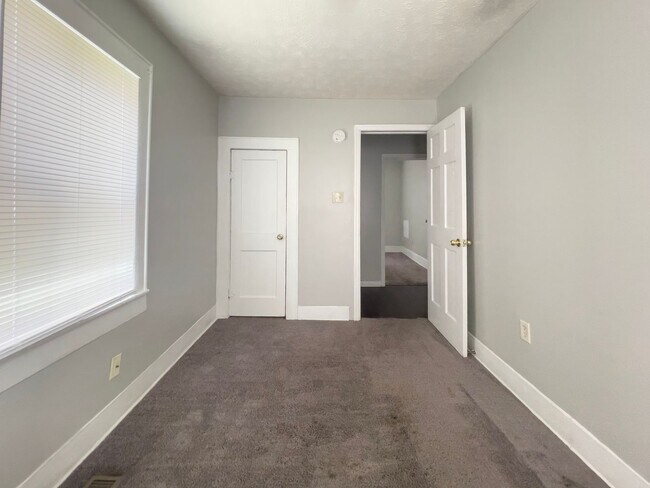 Photo - 1711 N Ball Ave Unit 1711 N Ball Ave.