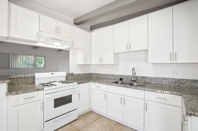 Photo - Stillman Apartments