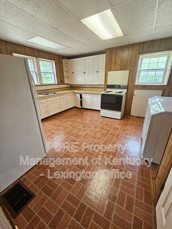 Photo - 643 Cane Run St Unit 1