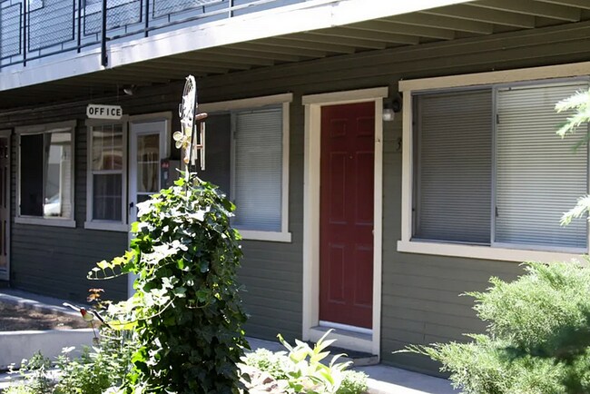 Linden Apartments