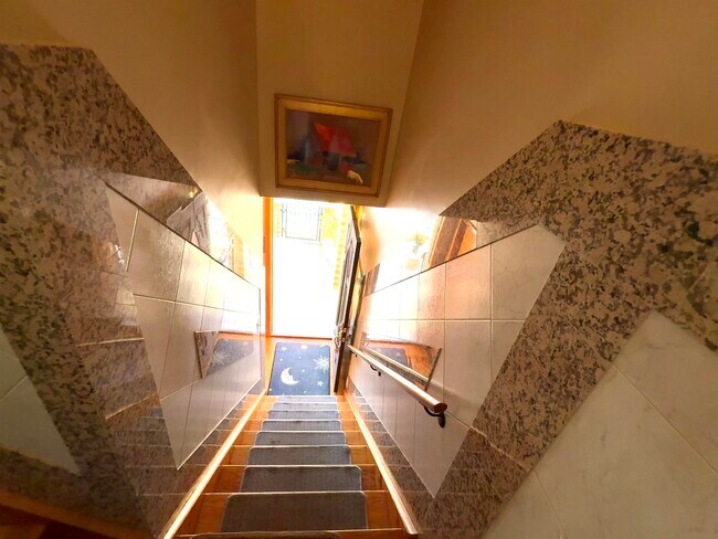 Photo - 20 Beech St Unit 2