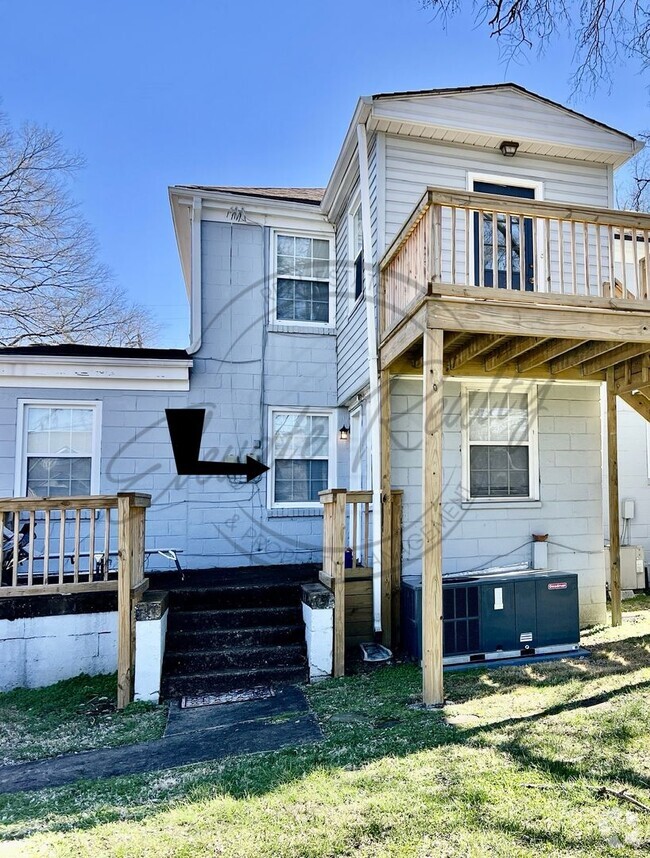 Building Photo - HOT LISTING in Edgehill Neighborhood! TWO ... Unit 15th Ave S 1309 #1 Rental
