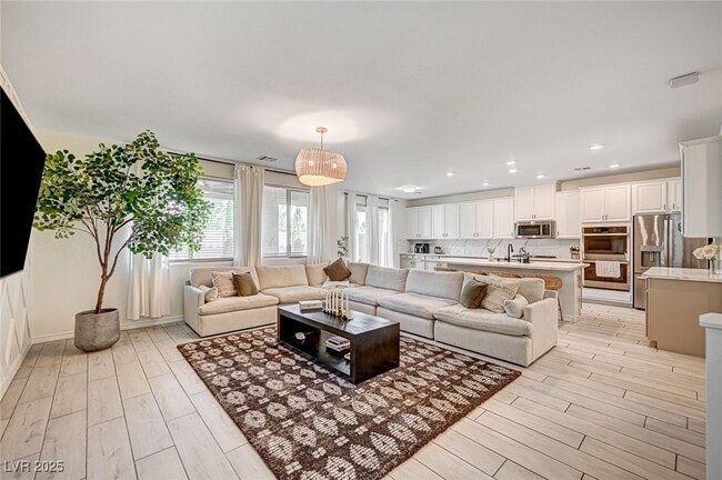 Photo - 12309 Silvana St