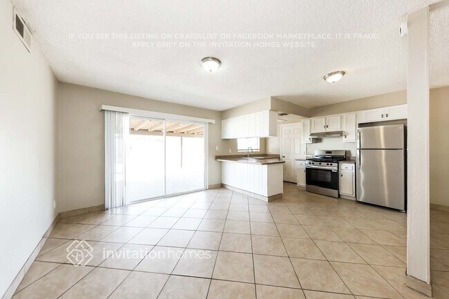 Photo - 18401 N 17th Ave