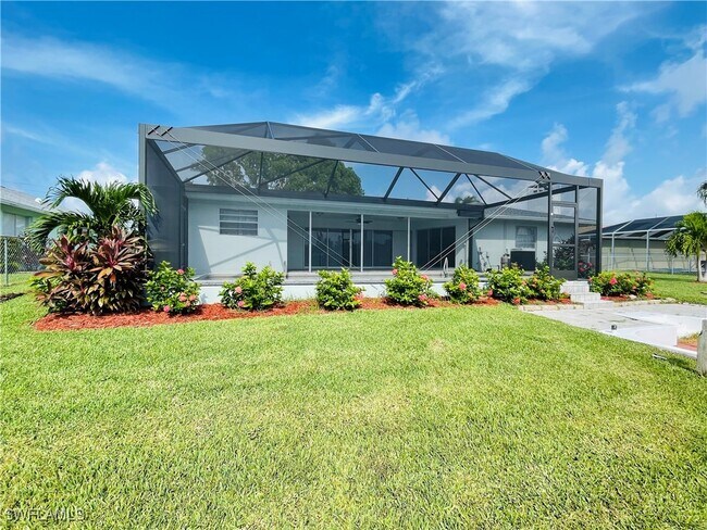Photo - 5403 SW 3rd Ave
