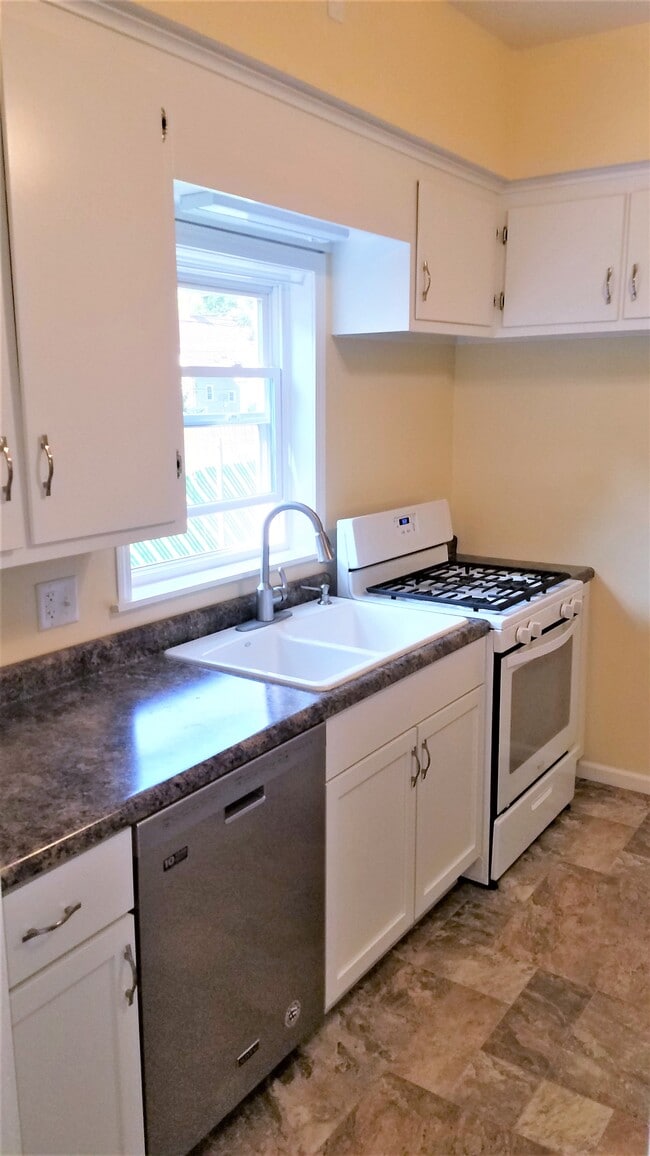 Kitchen remodeled in 2019.