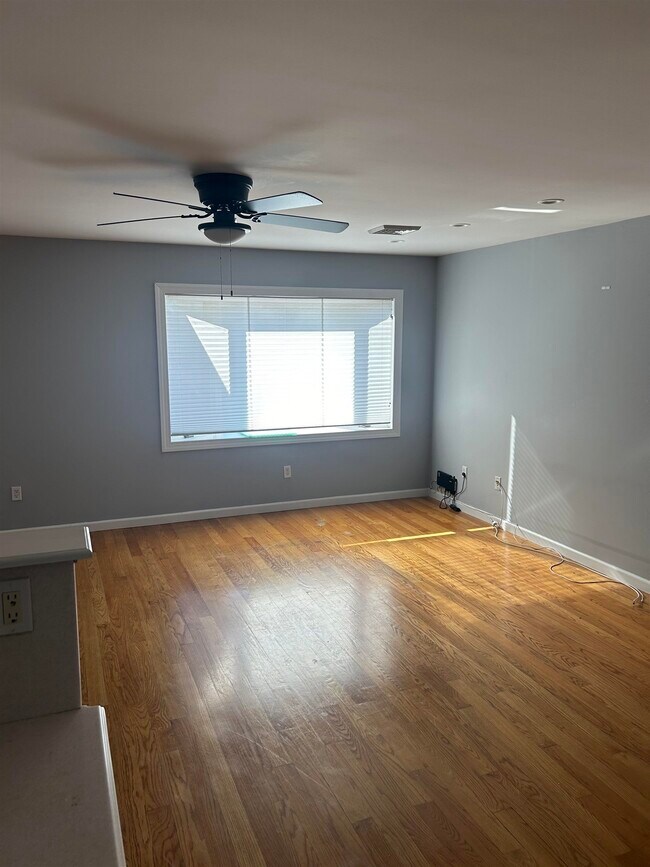 Photo - 25 W 30th St Unit 2