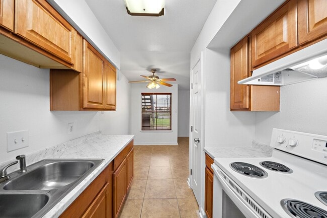 Photo - 2828 61st St Unit 1306