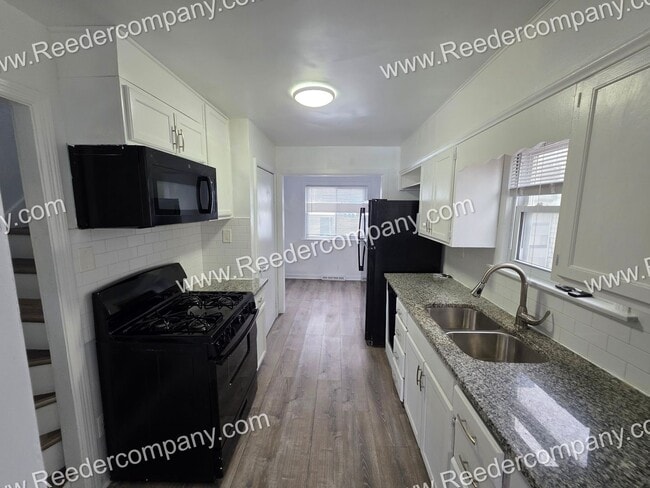 Photo - Spacious 4 bedroom 1 bathroom house