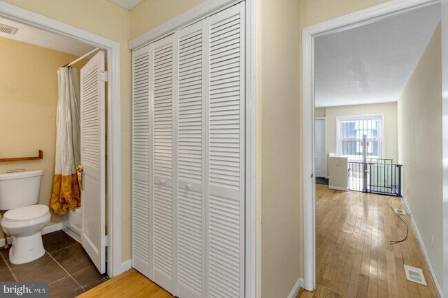 Photo - 711 S 5th St Unit 1