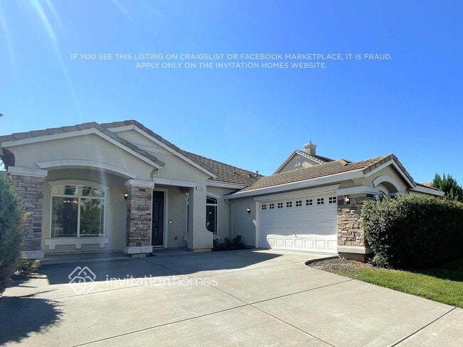 Building Photo - 1704 Carswell Ln