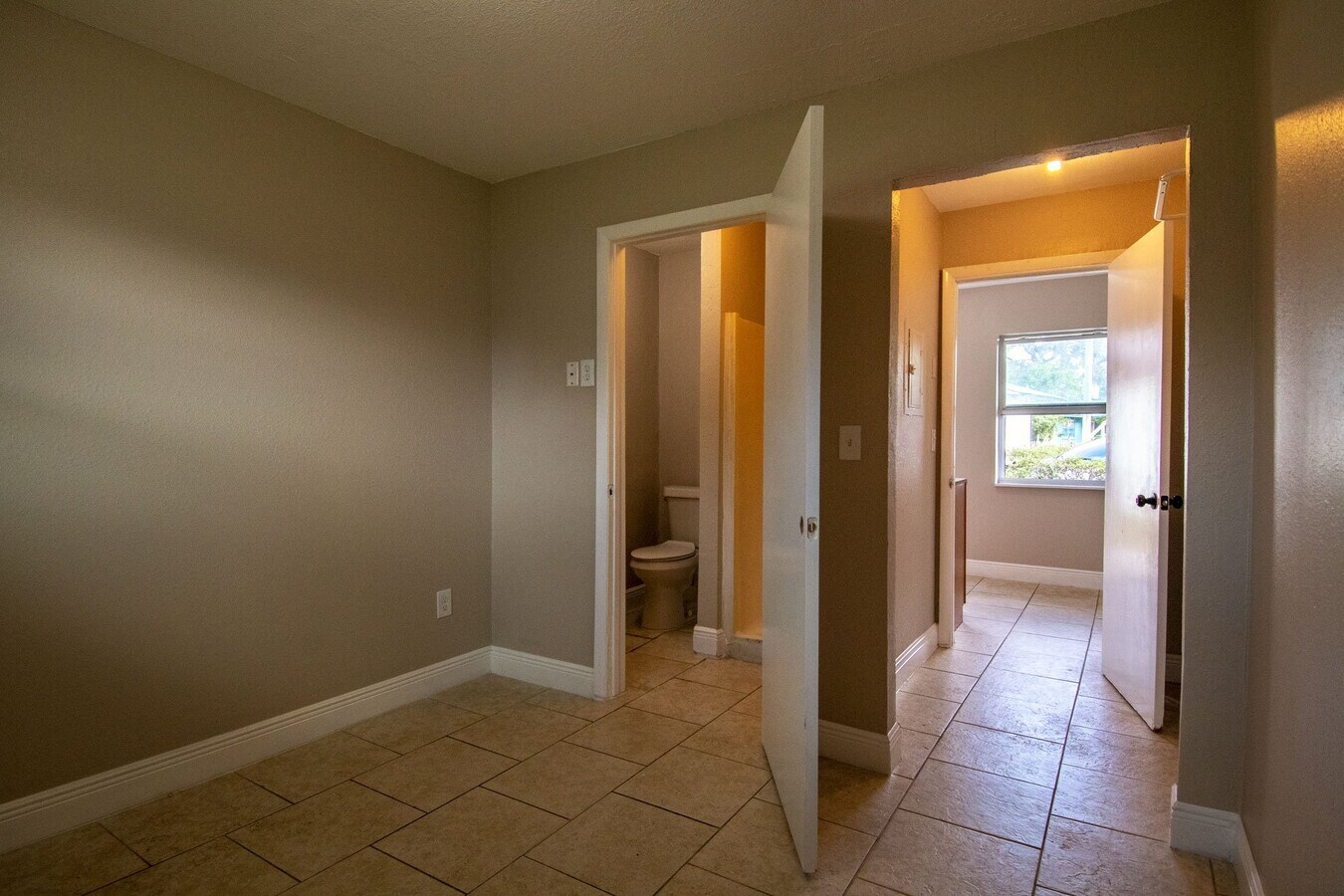 Photo - 918 S Verona Ave Unit 11