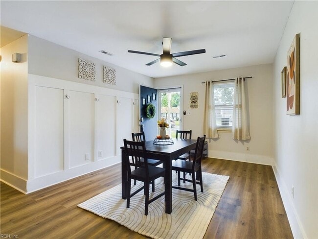 Photo - 3BD/2BA Ranch in Quiet Cul-de-sac Attached Garage!  Fully Fenced Large Backyard!