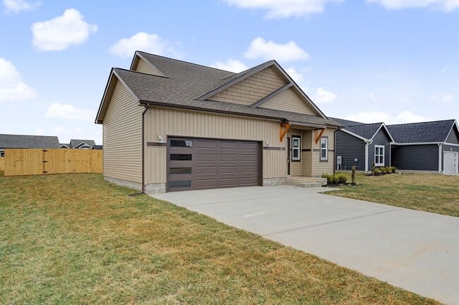 Photo - 366 Galway Dr