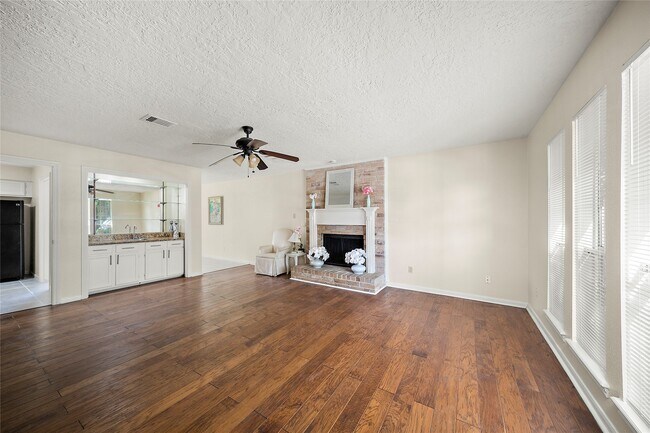 Photo - 10718 Nobility Dr