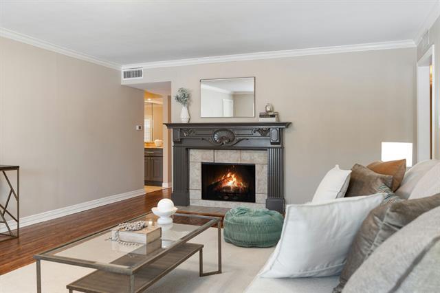 Photo - 15923 Preston Rd Unidad 1003