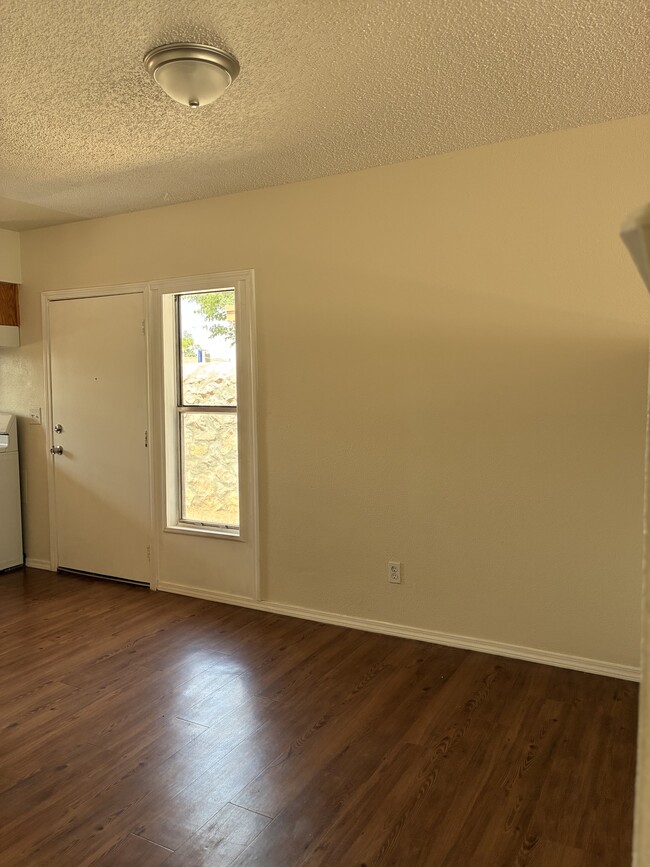 Photo - 10830 Cardigan Dr
