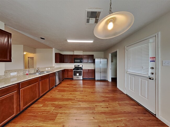 Photo - 3947 Hawthorn Glen Ct