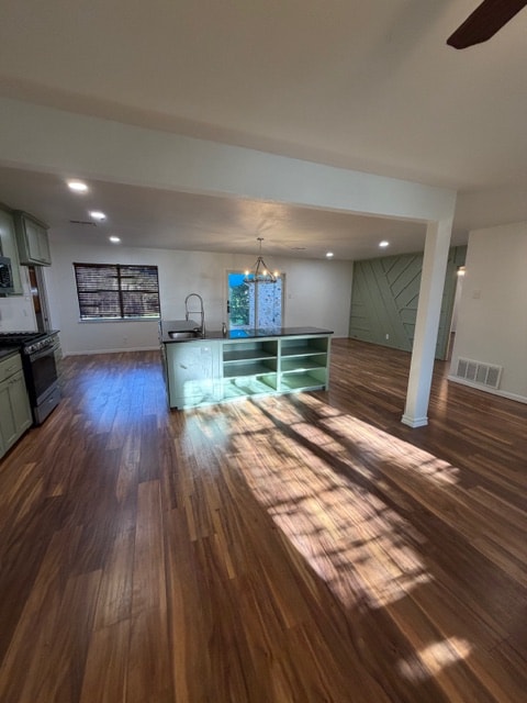 Photo - 725 Falcon Dr