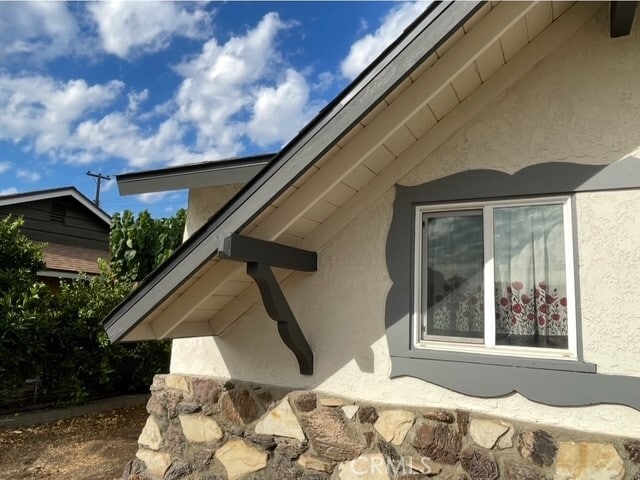 Photo - 2497 Logan St