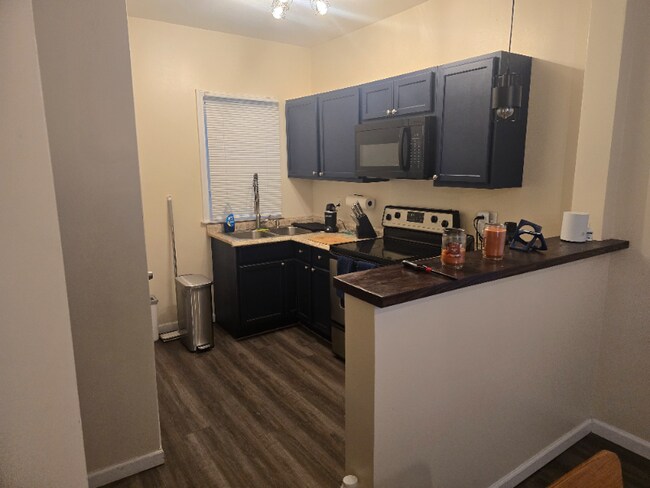 Photo - 3081 Philip St