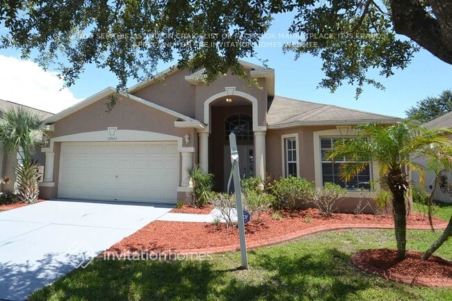 Building Photo - 12523 Lake Vista Dr Rental