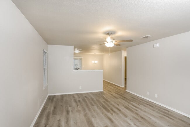 Photo - 3326 Willet Way