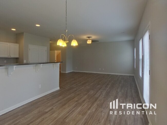 Photo - 1134 Blue Topaz Dr