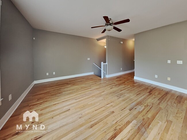 Photo - 181 Herring St