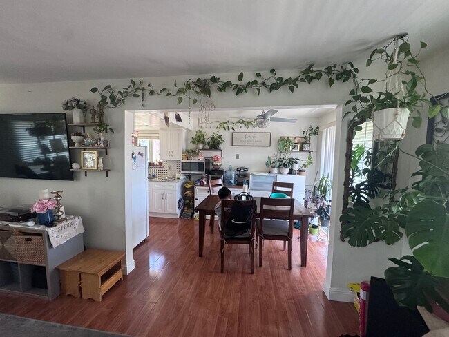 Dining area - 841 Di Fiore Dr Unit #4