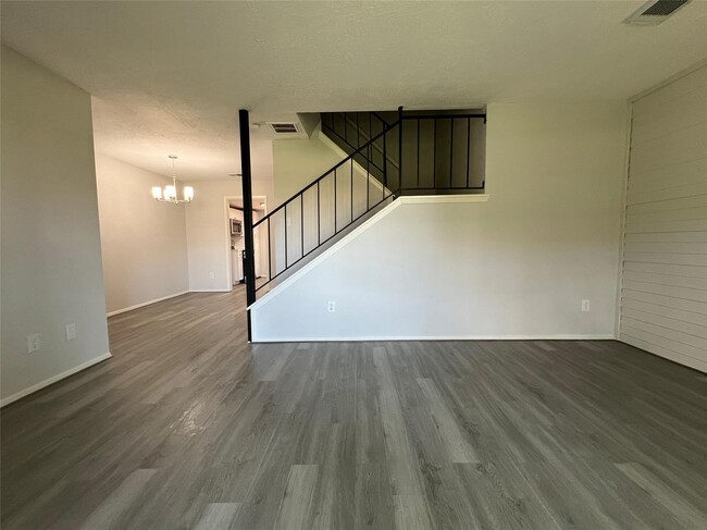 Photo - 7012 Jetty Ln