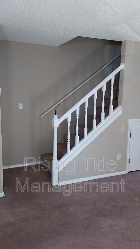 Photo - 1914 Springlake Ct