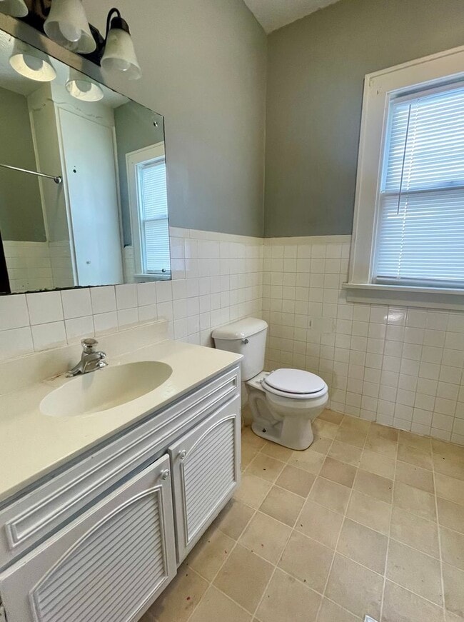 Photo - 907 Harrison St Council Bluffs, IA 51501