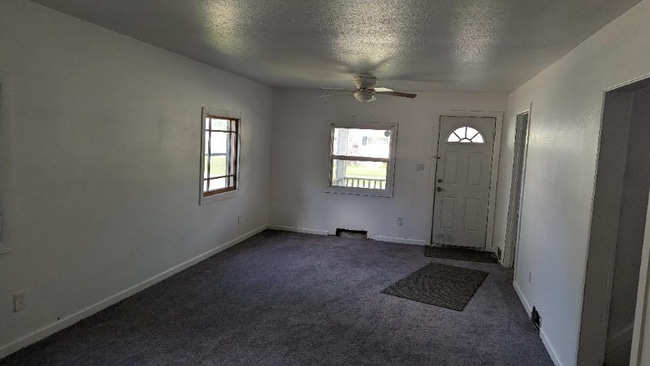 Photo - 2262 S Hamilton St