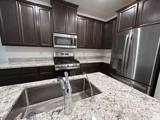 Photo - 3 bedroom townhome in Henderston gated community