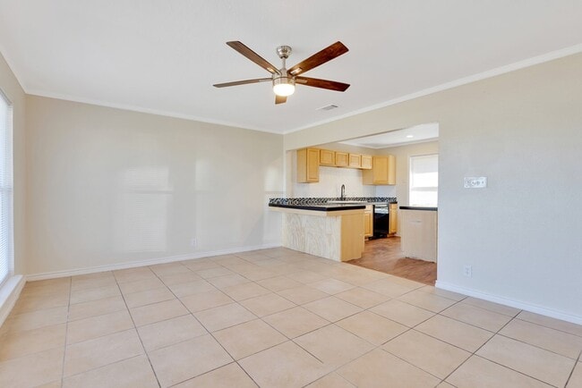 Photo - 3704 Travis Ave