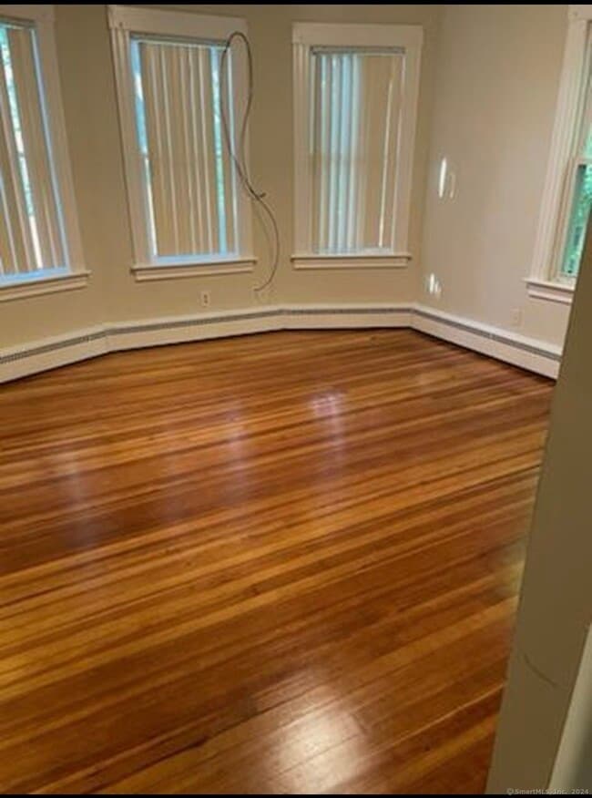 Photo - 350 Center St Unit 2nd Floor