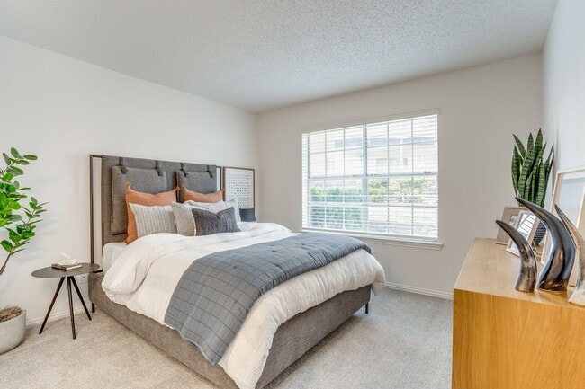 18749-marsh-ln-dallas-tx-75287-2-High-Res-6 - Wray North Dallas