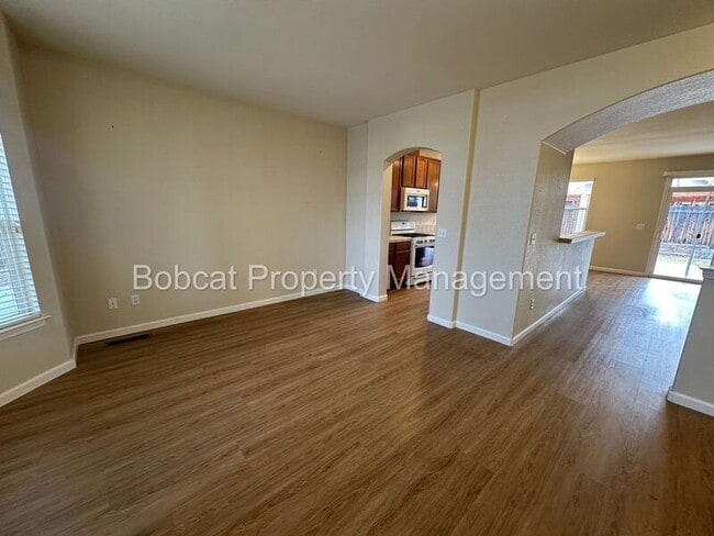 Photo - 1371 Chichester Dr