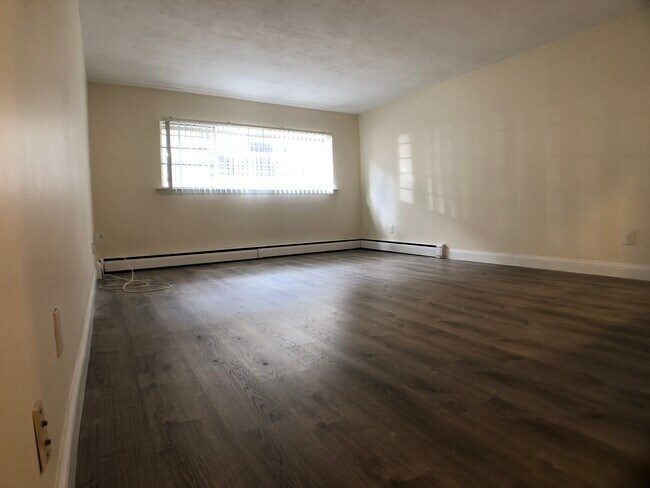 Photo - 84 Gardner St Unit 3B